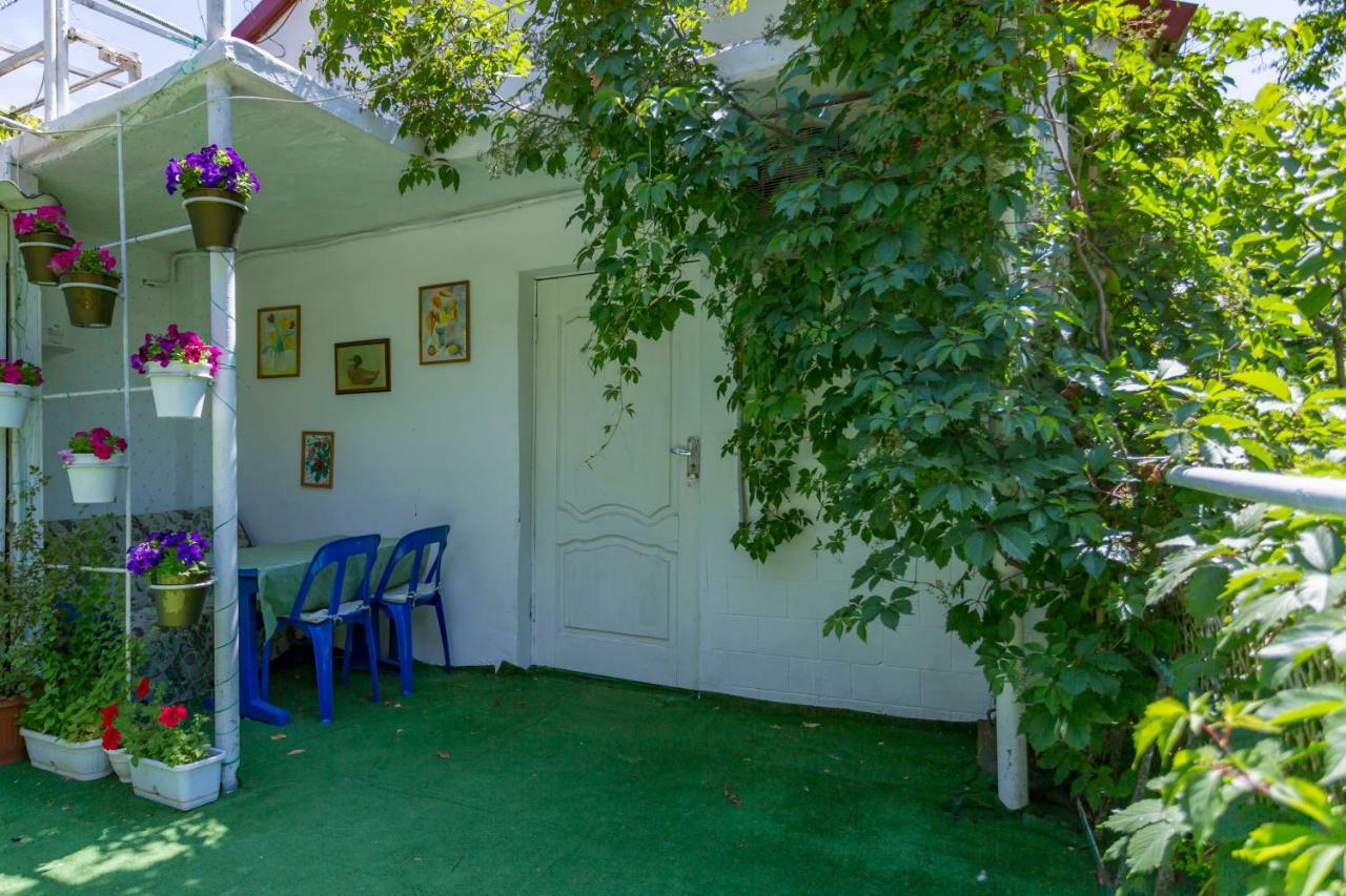 U Galiny Guest House Gelendzhik Exterior photo